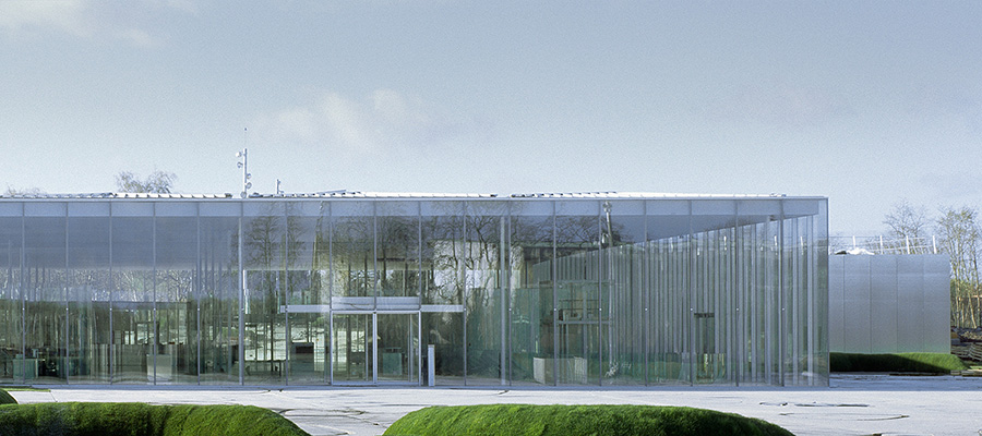 © Hisao Suzuki © Hisao Suzuki