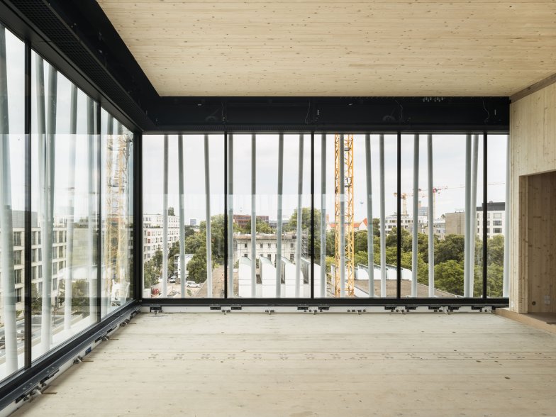  &copy; Marcus Ebener