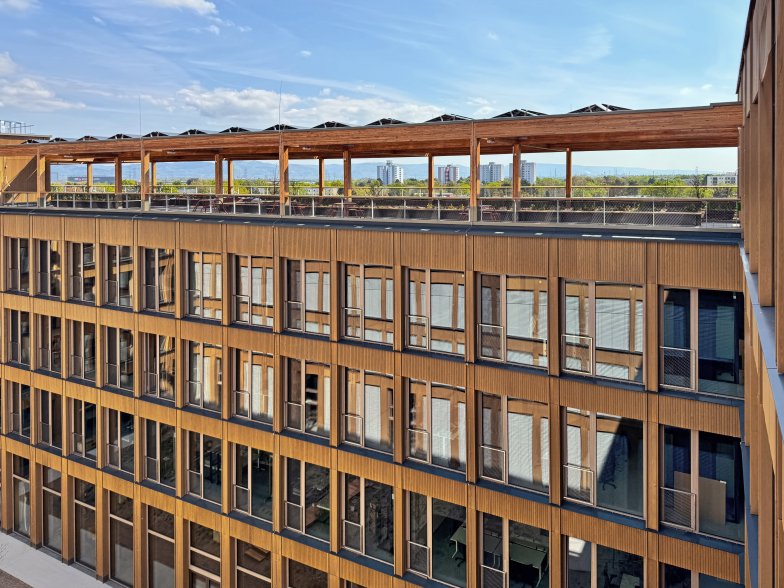  &copy; B+G